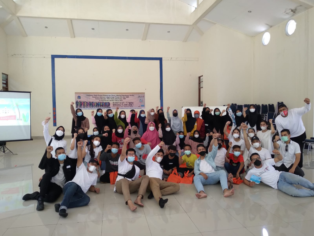 PELATIHAN BAHASA INGGRIS KEPADA SISWA/SISWI